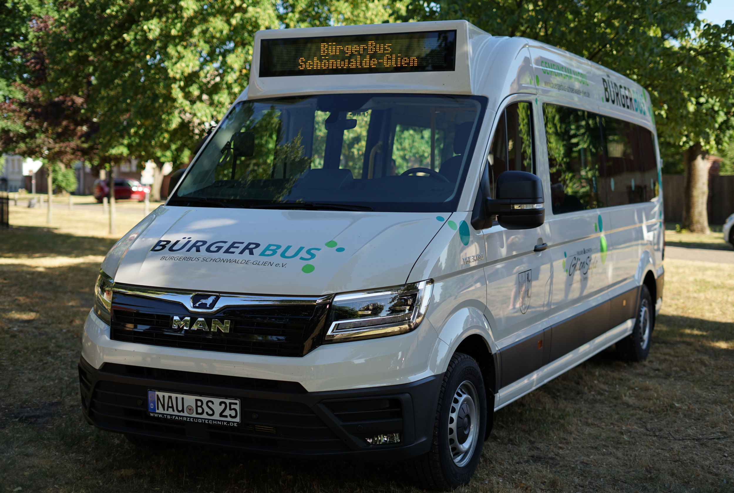 Unser Bus von außen