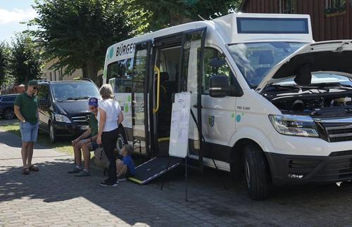 Volle Fahrt voraus beim Kinderfest in Paaren im Glien!